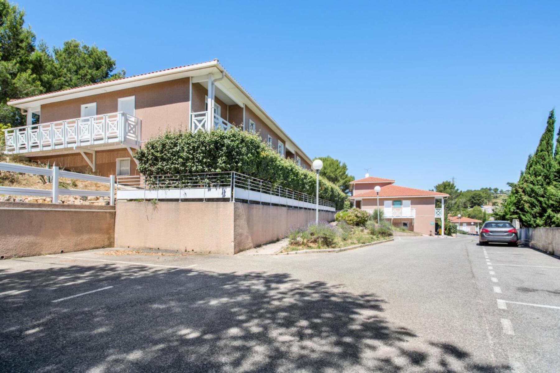 Résidence Debussy - maeva Home - Appartement 2 Pièces 4 Personnes - Budget 39 Carnoux-en-Provence Extérieur photo